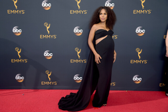 GLØDET: Kerry Washington har datteren Isabelle (2) fra før av. Snart får hun enda en liten i hus. Foto: Ap GLØDET: Kerry Washington har datteren Isabelle (2) fra før av. Snart får hun enda en liten i hus. Foto: Ap